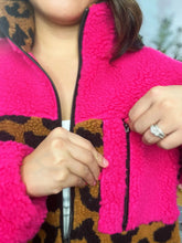 Load image into Gallery viewer, Tori Pink Leopard zip-up sherpa