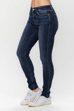 Load image into Gallery viewer, Mid Rise Vintage Raw Hem Skinny Judy Blue Jeans 82527