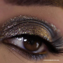 Load image into Gallery viewer, Glitter Glitter Liner (008, Silver Charm)